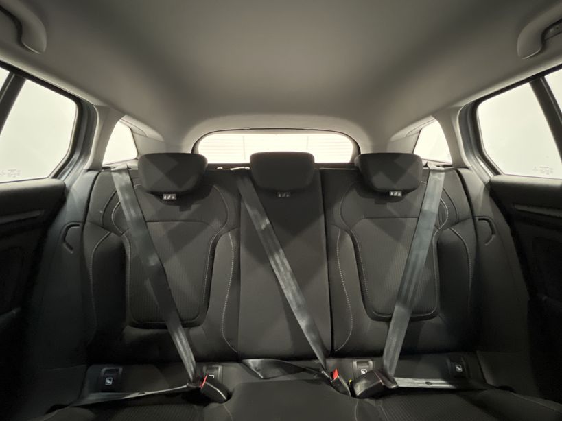 RENAULT MEGANE IV ESTATE 2022 - Photo n°40