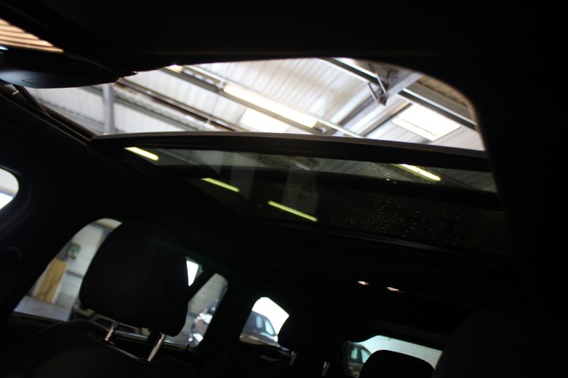 BMW SERIE 3 TOURING G21 2020 - Photo n°21