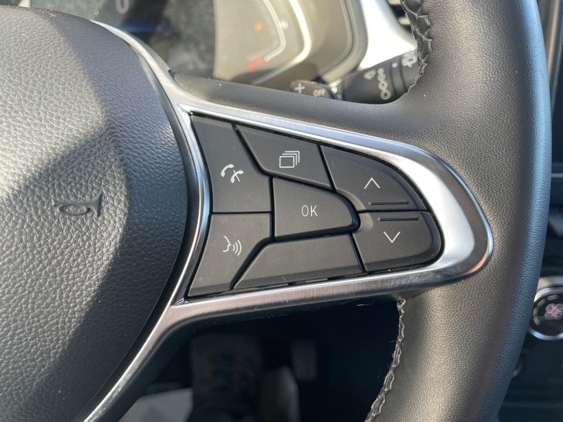 RENAULT CAPTUR 2023 - Photo n°31