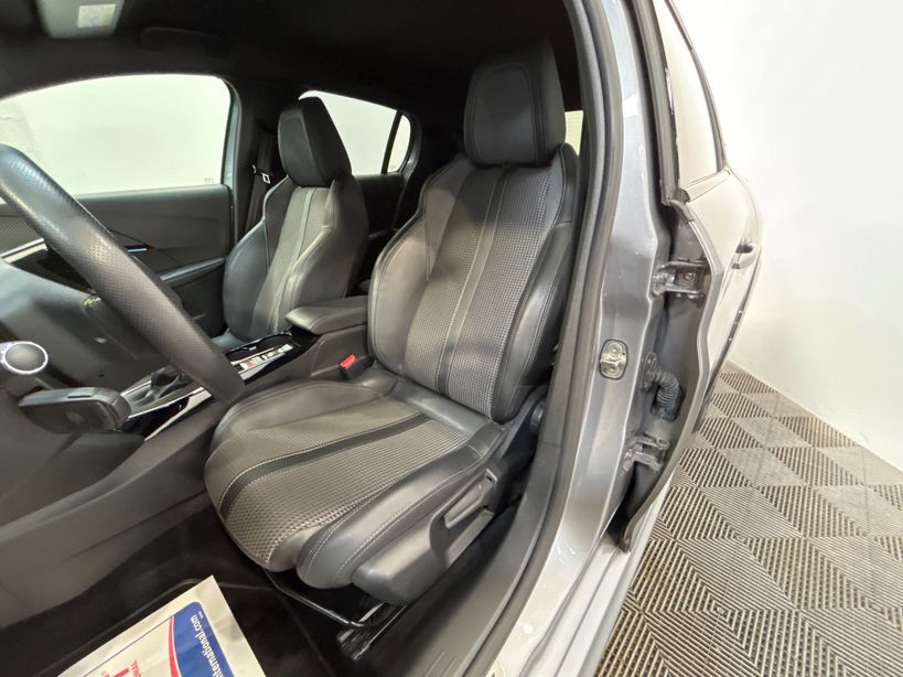 PEUGEOT 208 2023 - Photo n°9