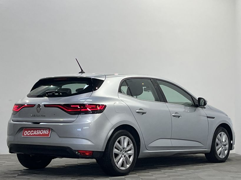 RENAULT MEGANE IV BERLINE 2022 - Photo n°3