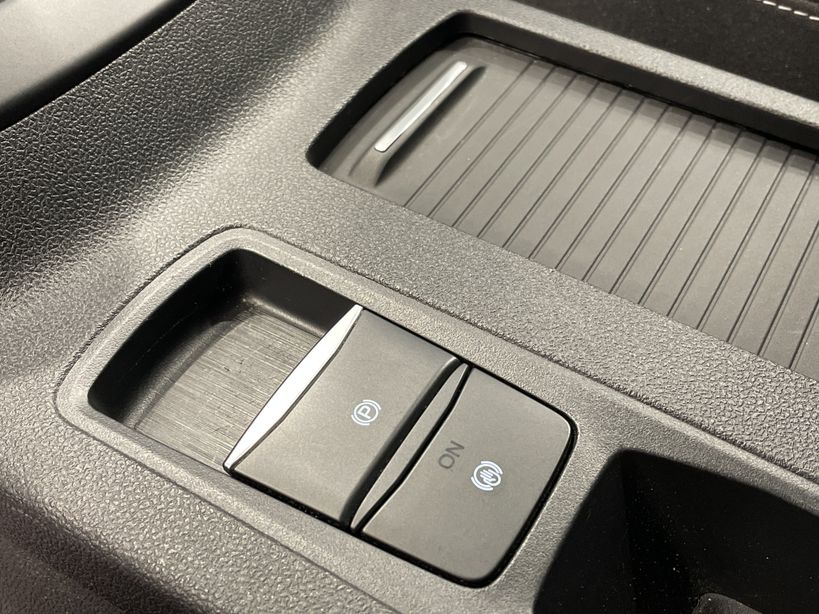 FORD KUGA 2021 - Photo n°22