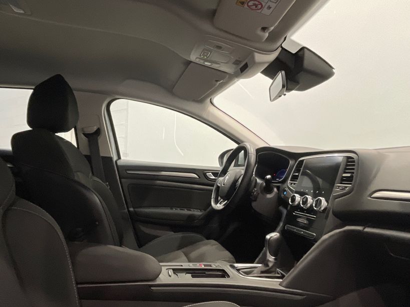 RENAULT MEGANE IV ESTATE 2021 - Photo n°21