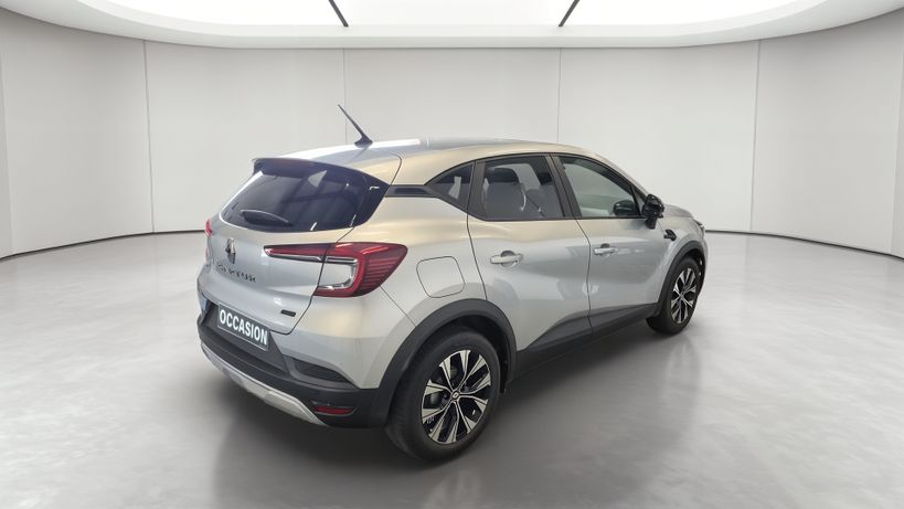 RENAULT CAPTUR 2023 - Photo n°6