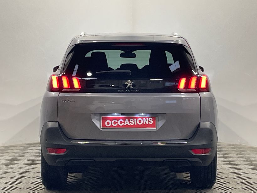 PEUGEOT 5008 2023 - Photo n°6