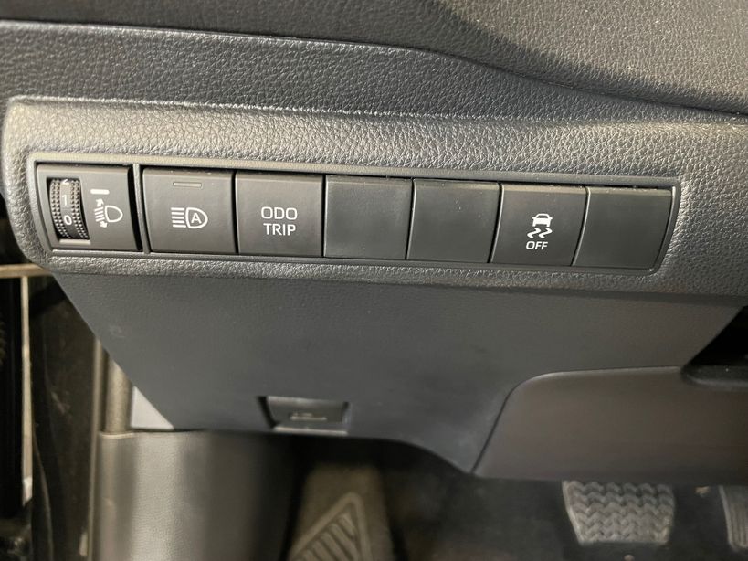 TOYOTA COROLLA HYBRIDE 2023 - Photo n°22