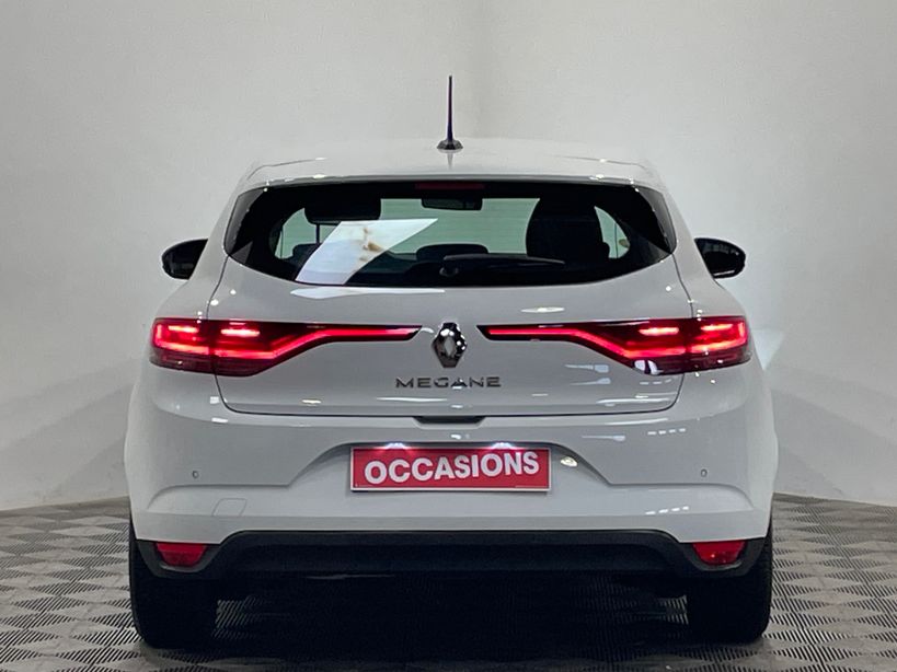 RENAULT MEGANE IV BERLINE 2021 - Photo n°6