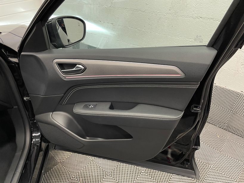 RENAULT ARKANA 2023 - Photo n°32