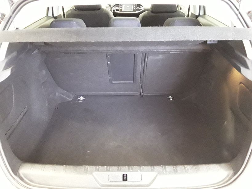 PEUGEOT 308 2018 - Photo n°10