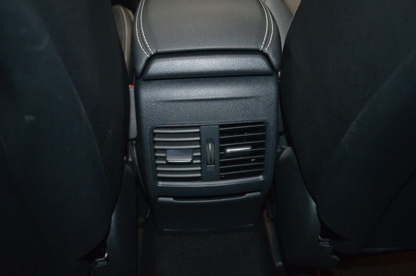 MERCEDES CLASSE CLA SHOOTING BRAKE 2017 - Photo n°43