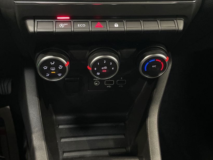 RENAULT CLIO V 2021 - Photo n°16