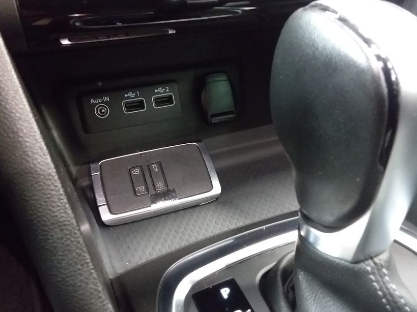 RENAULT MEGANE IV ESTATE 2021 - Photo n°2