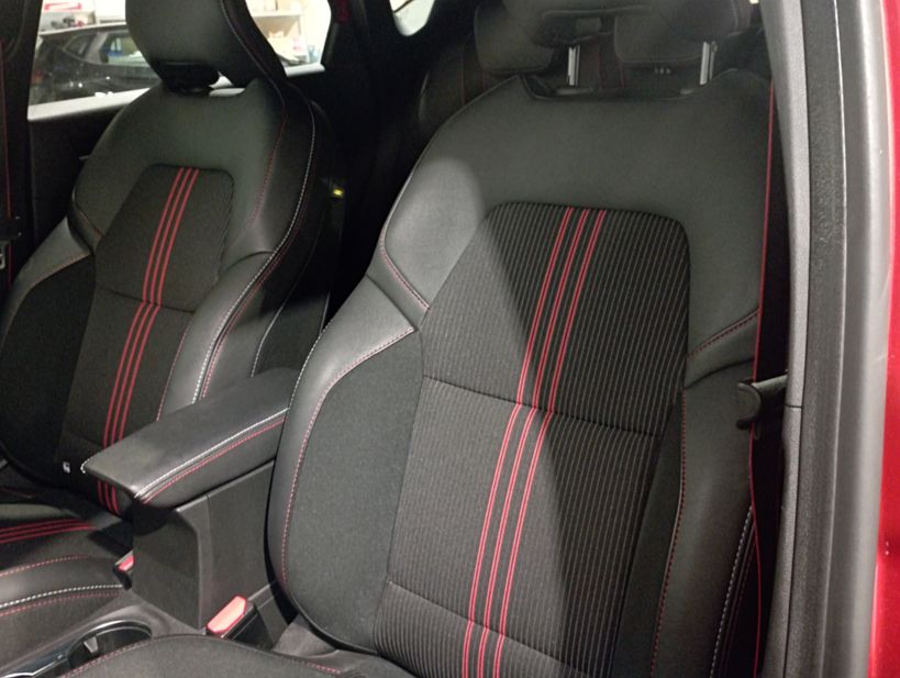 RENAULT CAPTUR 2021 - Photo n°14