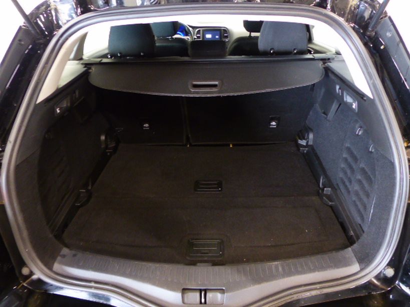 RENAULT MEGANE IV ESTATE BUSINESS 2020 - Photo n°33