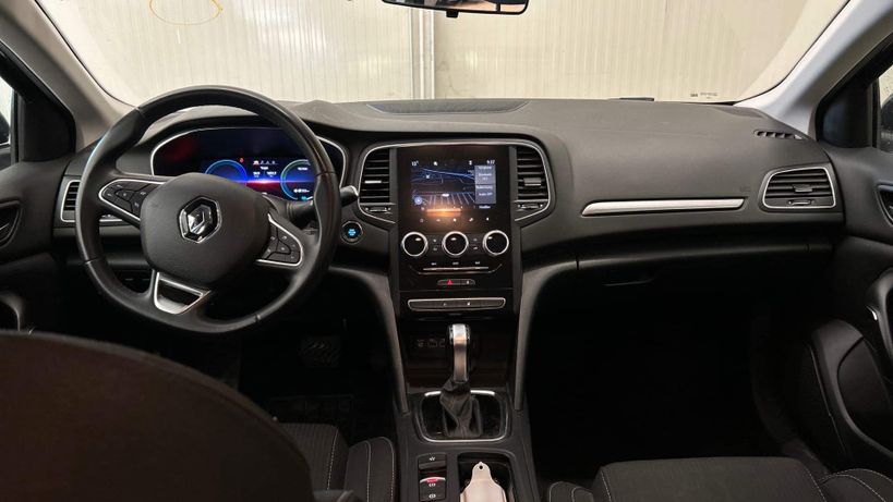 RENAULT MEGANE IV ESTATE 2022 - Photo n°11