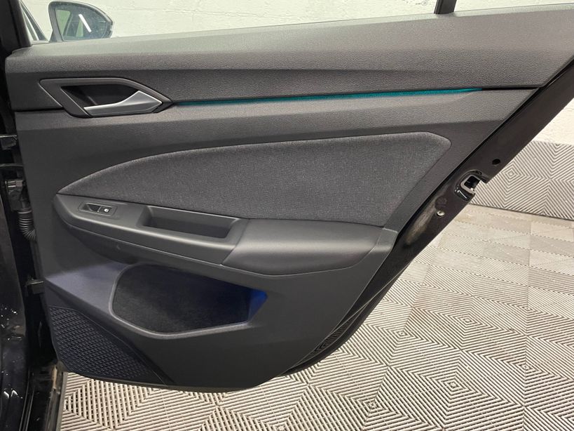 VOLKSWAGEN GOLF 2023 - Photo n°39