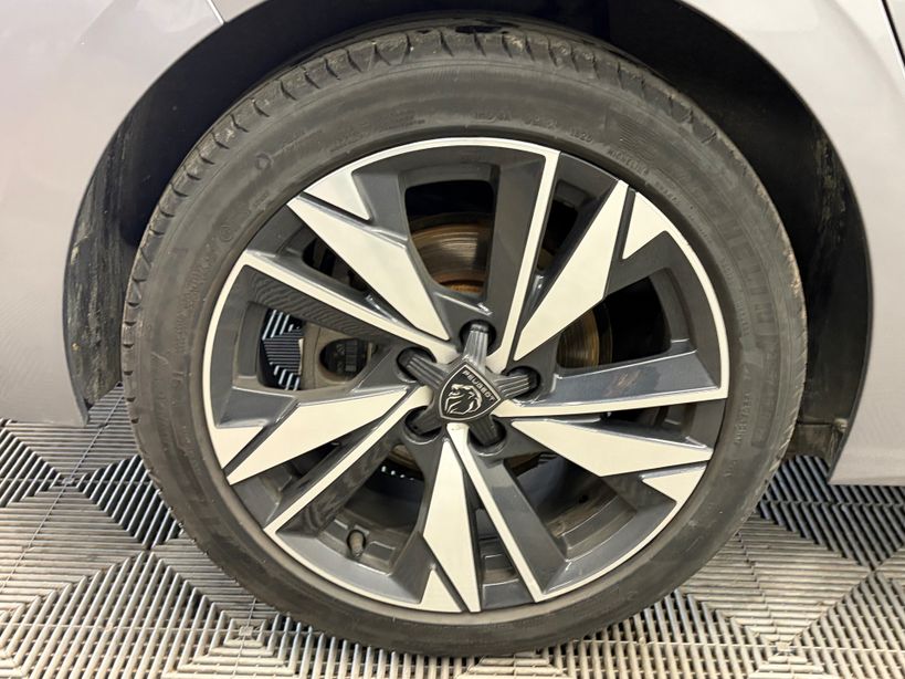 PEUGEOT 308 2023 - Photo n°32