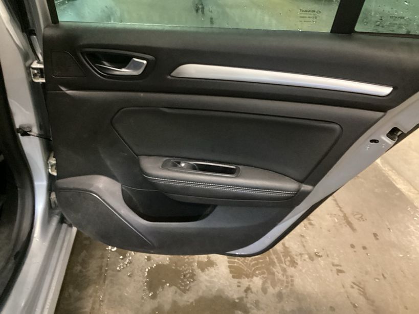 RENAULT MEGANE IV ESTATE 2022 - Photo n°7