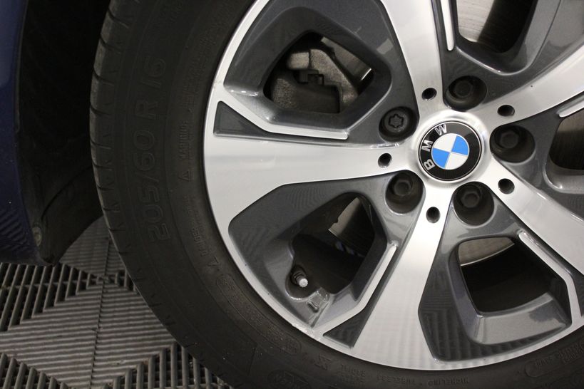 BMW SERIE 2 GRAN TOURER F46 2015 - Photo n°2