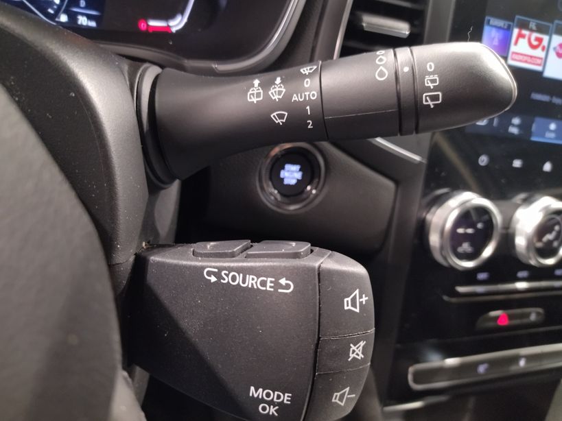 RENAULT MEGANE IV ESTATE 2021 - Photo n°16