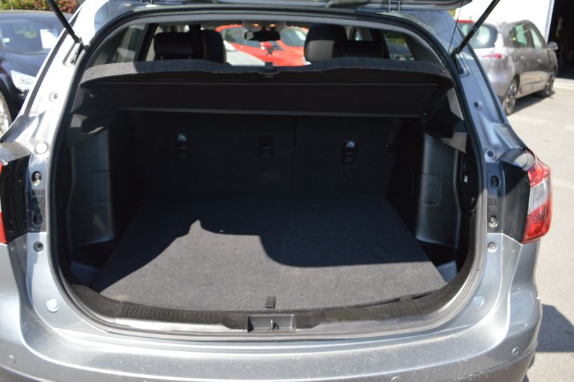 SUZUKI SX4 S-CROSS 2015 - Photo n°9