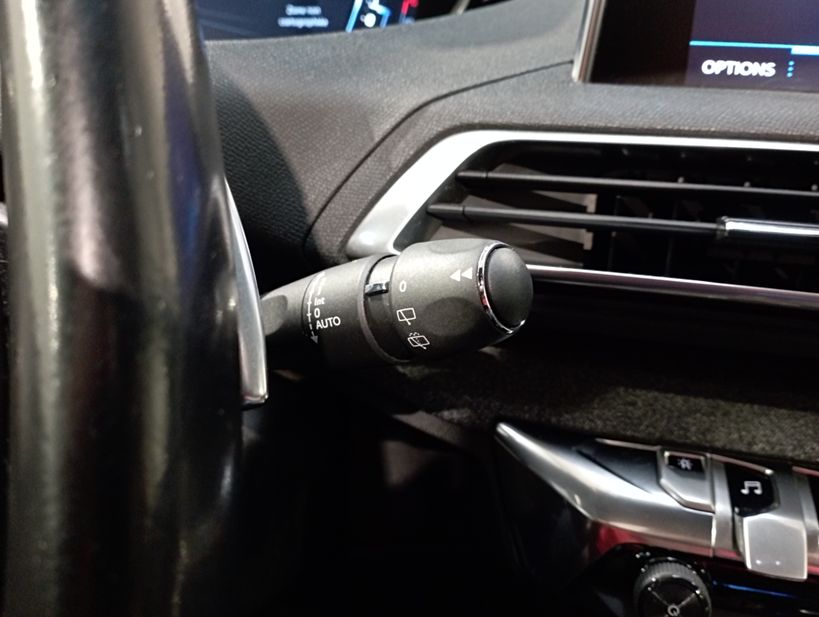 PEUGEOT 3008 2018 - Photo n°29