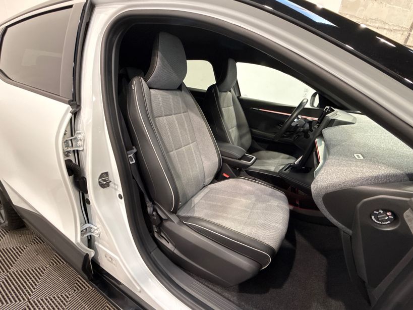 RENAULT MEGANE E TECH 2023 - Photo n°47