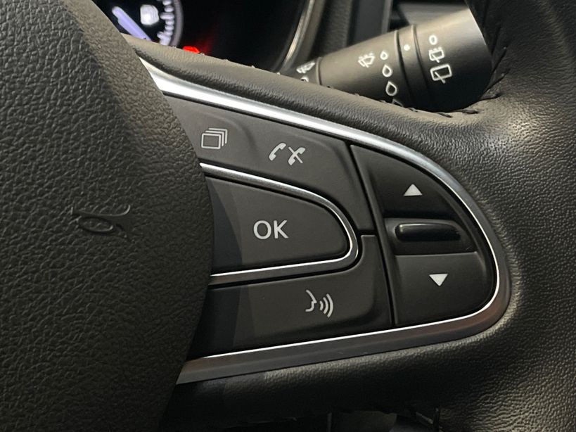 RENAULT MEGANE IV ESTATE BUSINESS 2021 - Photo n°28