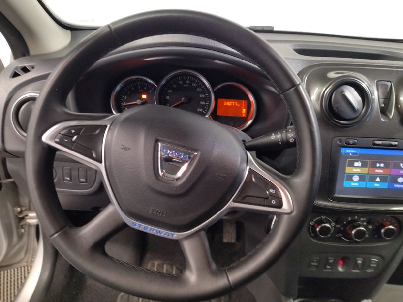 DACIA SANDERO 2018 - Photo n°12