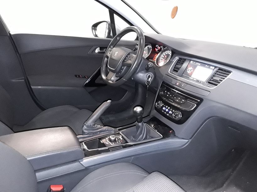 PEUGEOT 508 2013 - Photo n°5