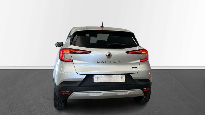 RENAULT CAPTUR 2023 - Photo n°6