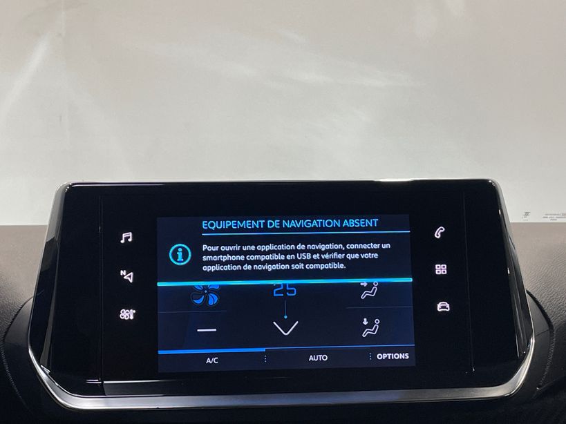 PEUGEOT 208 2023 - Photo n°13