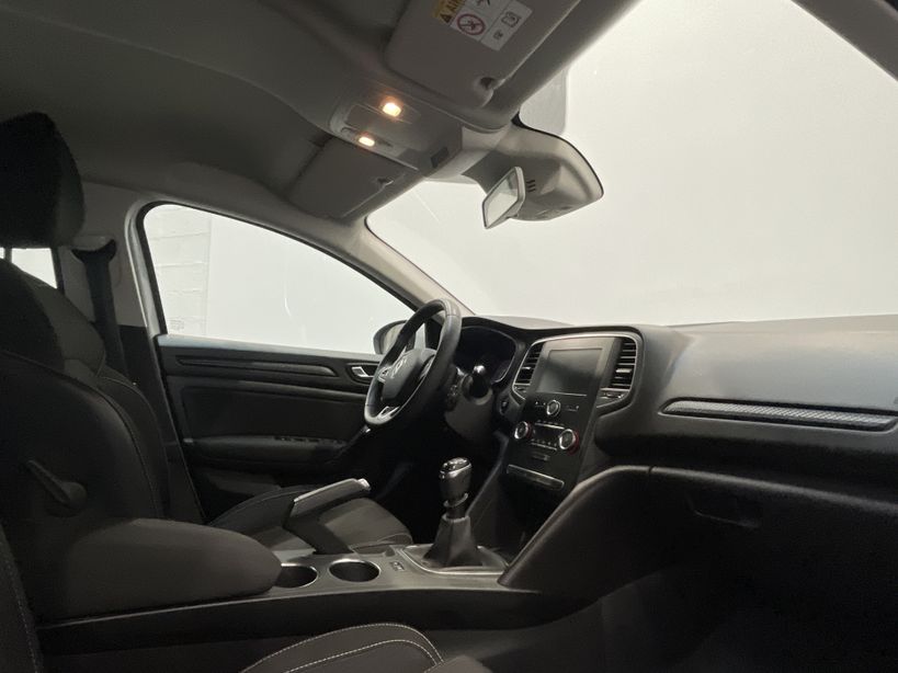 RENAULT MEGANE IV BERLINE BUSINESS 2019 - Photo n°22