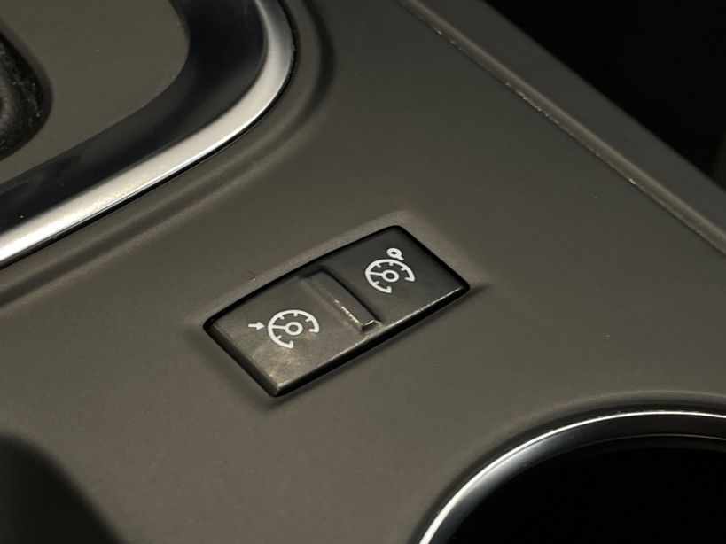 RENAULT MEGANE IV BERLINE BUSINESS 2020 - Photo n°20