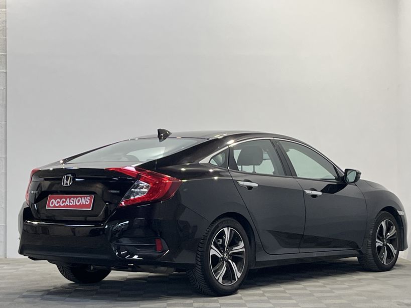 HONDA CIVIC 4 PORTES 2018 2019 - Photo n°3