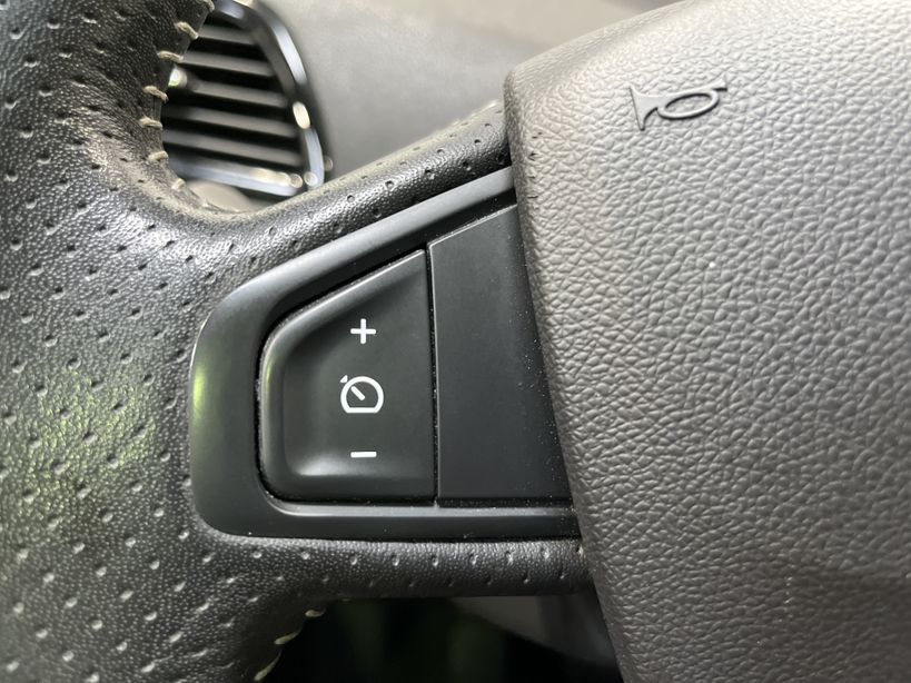 RENAULT SCENIC III 2015 - Photo n°25