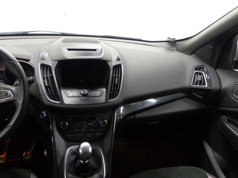 FORD KUGA 2019 - Photo n°11