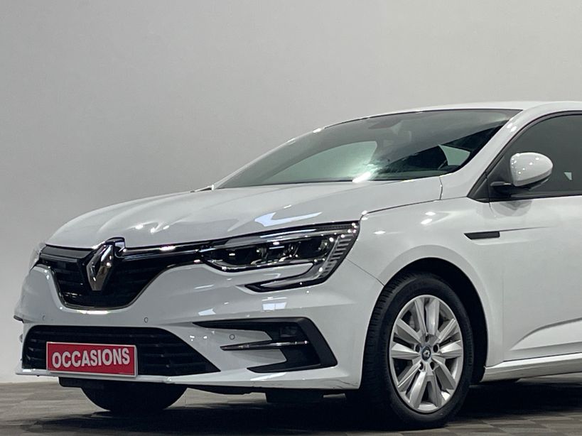 RENAULT MEGANE IV BERLINE 2023 - Photo n°46
