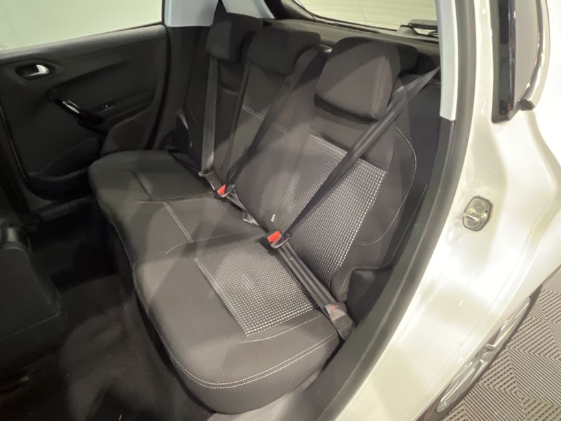 PEUGEOT 208 BUSINESS 2019 - Photo n°10