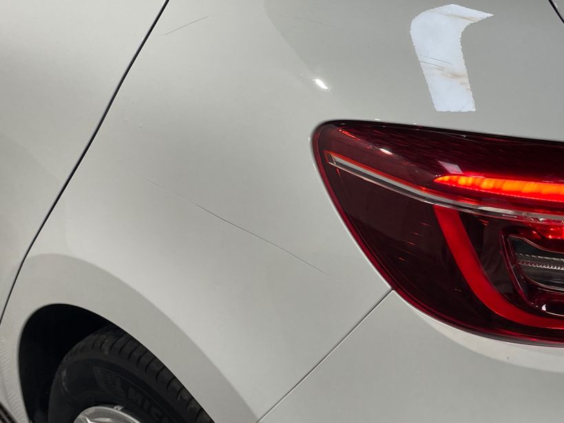 RENAULT CLIO V 2021 - Photo n°4