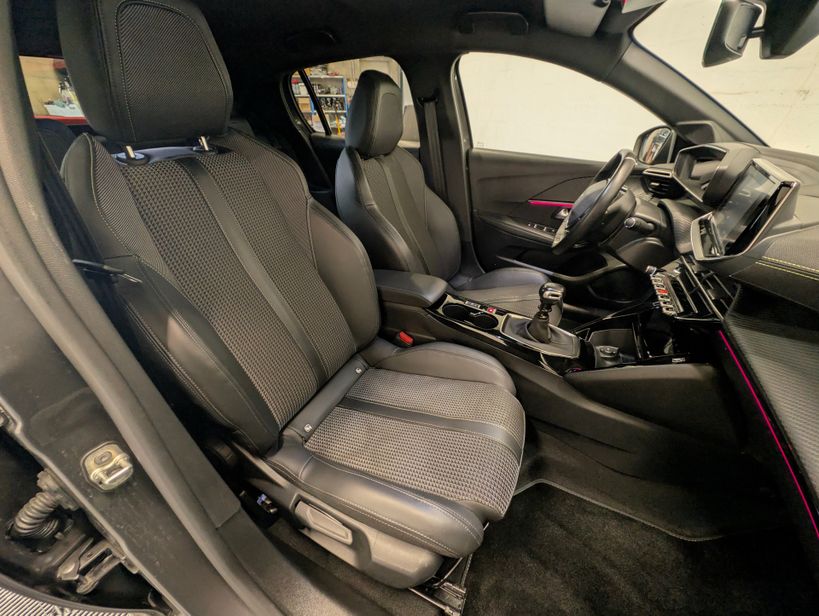 PEUGEOT 208 2023 - Photo n°21