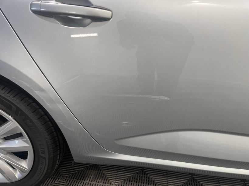 RENAULT MEGANE IV BERLINE 2022 - Photo n°13