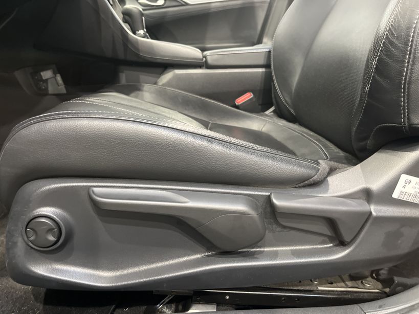HONDA CIVIC 4 PORTES 2018 2019 - Photo n°37