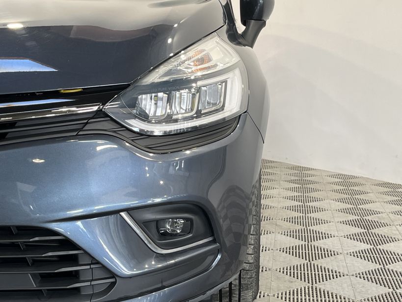 RENAULT CLIO IV ESTATE 2018 - Photo n°7