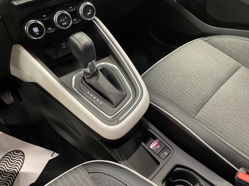 RENAULT CLIO V 2023 - Photo n°23