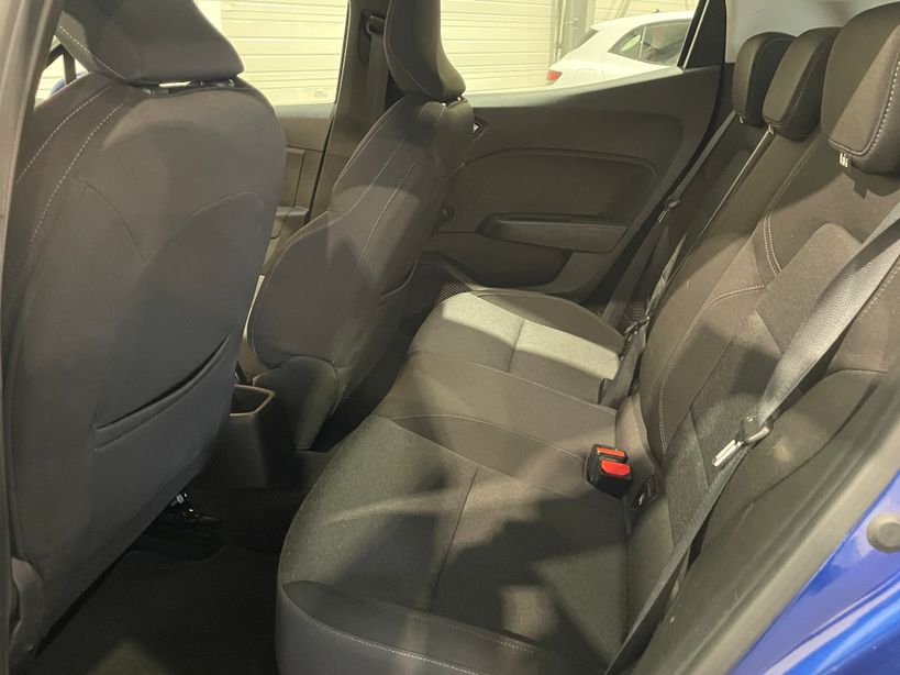 RENAULT CLIO V 2021 - Photo n°12