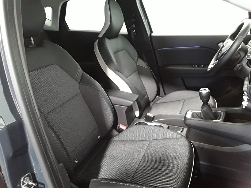 RENAULT CAPTUR 2020 - Photo n°11