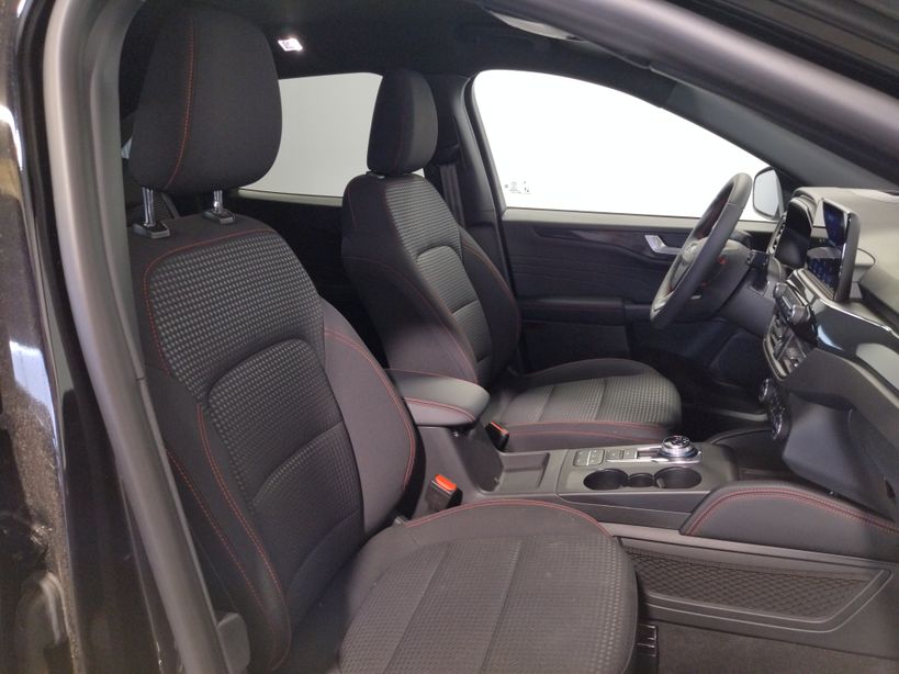 FORD KUGA 2021 - Photo n°10