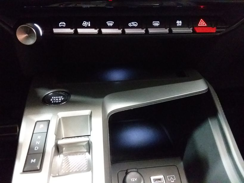 PEUGEOT 308 SW 2024 - Photo n°19