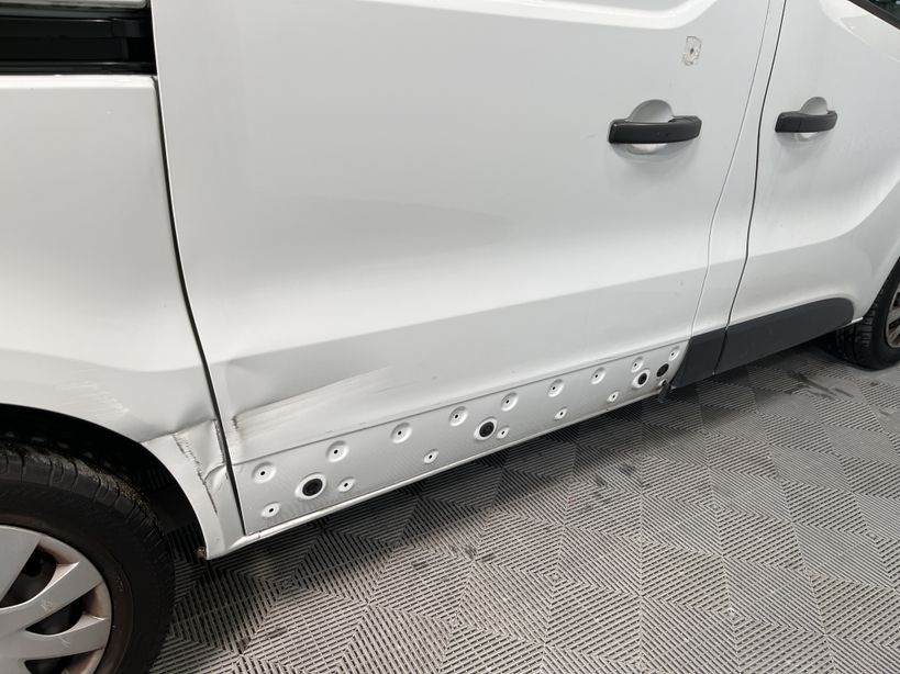 RENAULT TRAFIC FOURGON 2019 - Photo n°18